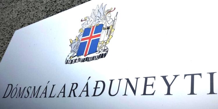 Dómsmálaráherra skoðar foreldraútilokun og breytingu á hegningarlögum