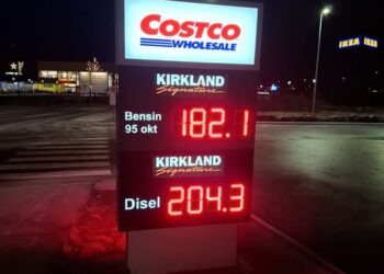 Mikil óánægja með litla lækkun hjá Costco – munar bara einni krónu á líternum á Akureyri, Selfossi og Borgarnesi