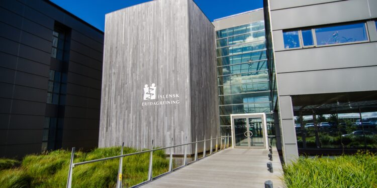 45 sagt upp hjá Íslenskri erfðagreiningu