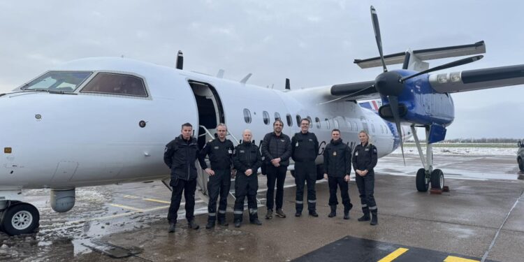 Flogið með lækningarvörur til Bretlands