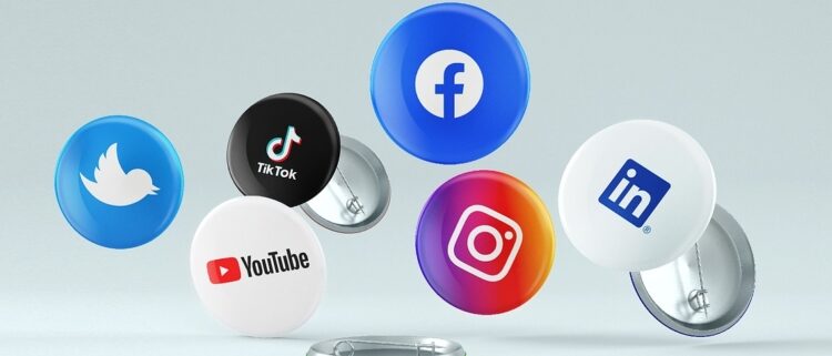 Aðgangi að samfélagsmiðlum á Íslandi jafnvel lokað