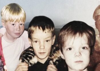 ,,Þegar börn eru beitt ofbeldi og kerfið veit af því, er það ekki vanræksla heldur þátttaka“