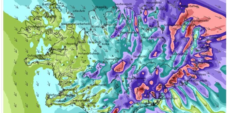 Norðvestan stórhríð og ekkert ferðaveður