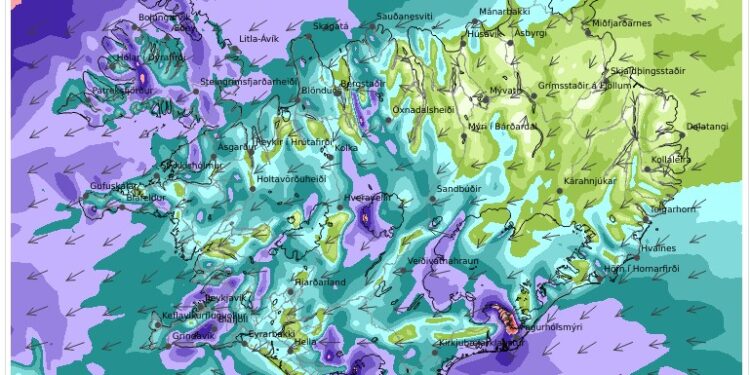 Ekkert ferðaveður og allt að 35 m/s